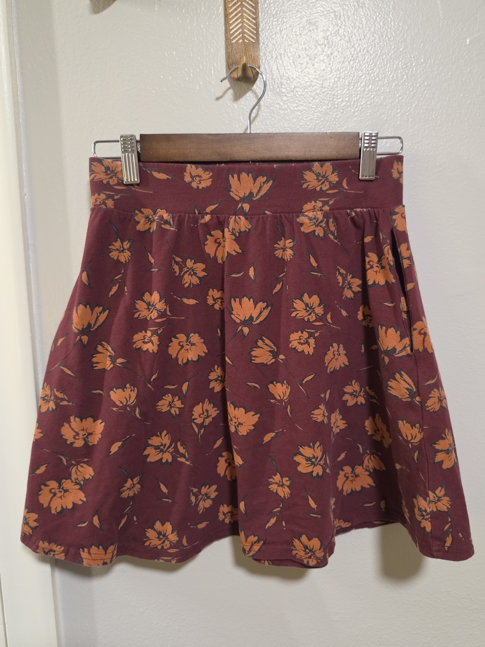 Pact Organic Cotton Burgundy Floral Pocket Skater Skirt Small - Picture 4 of 4